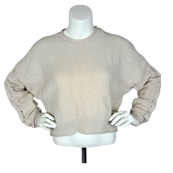 𝅺HOLLISTER Cropped Loose fit Sweater - Picture 1 of 11